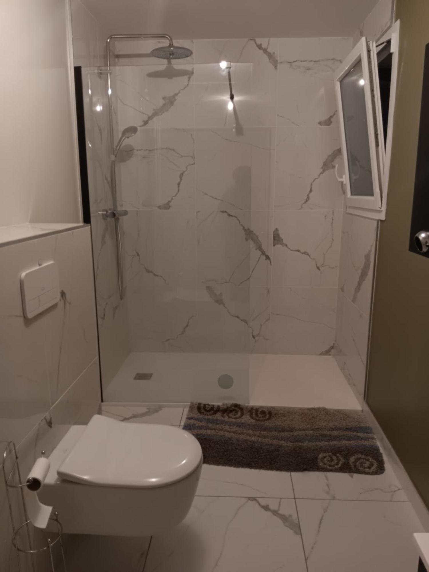 Chambre Privee Dans Une Maison Familiale Charmes  Dış mekan fotoğraf