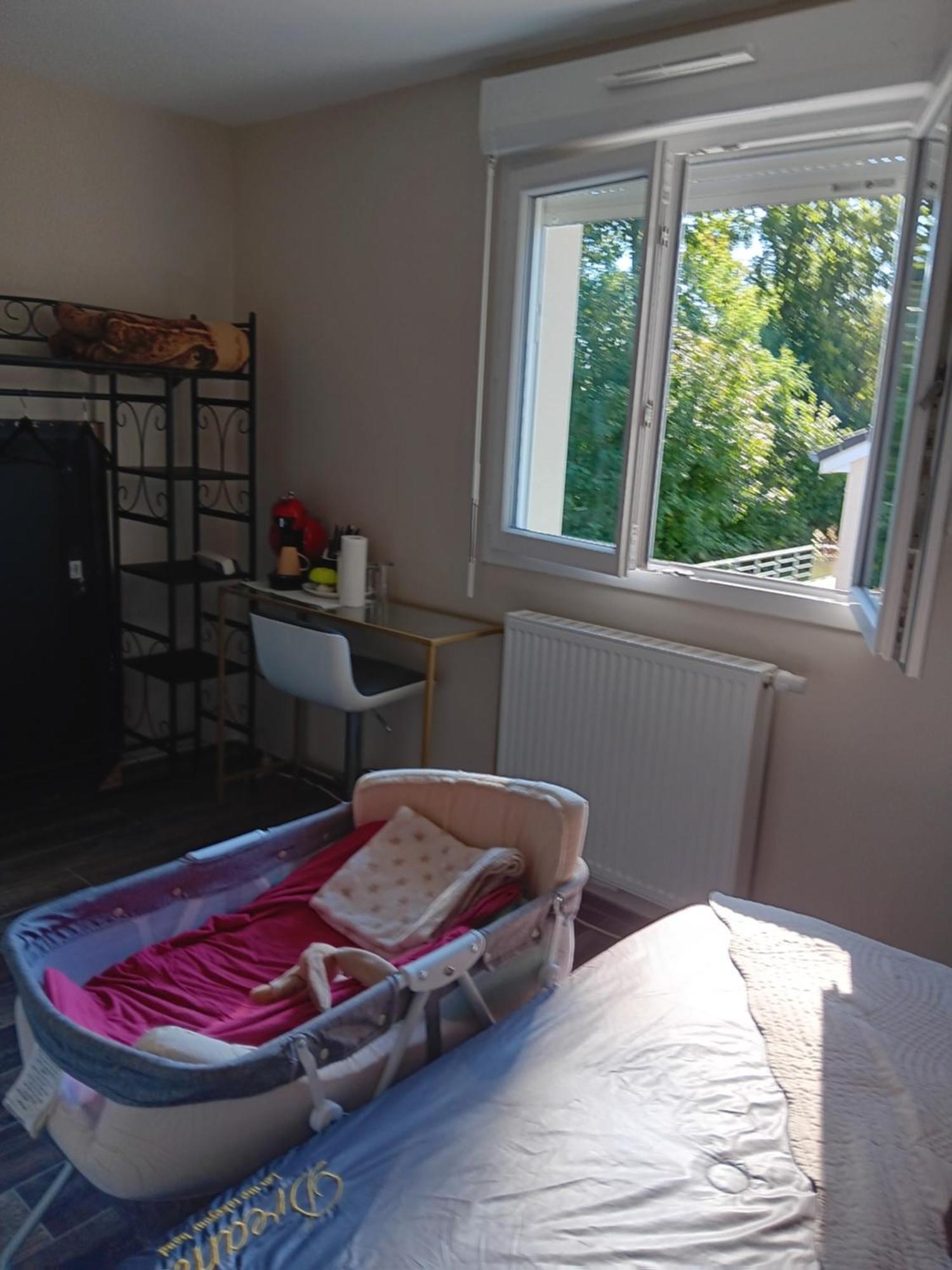 Chambre Privee Dans Une Maison Familiale Charmes  Dış mekan fotoğraf
